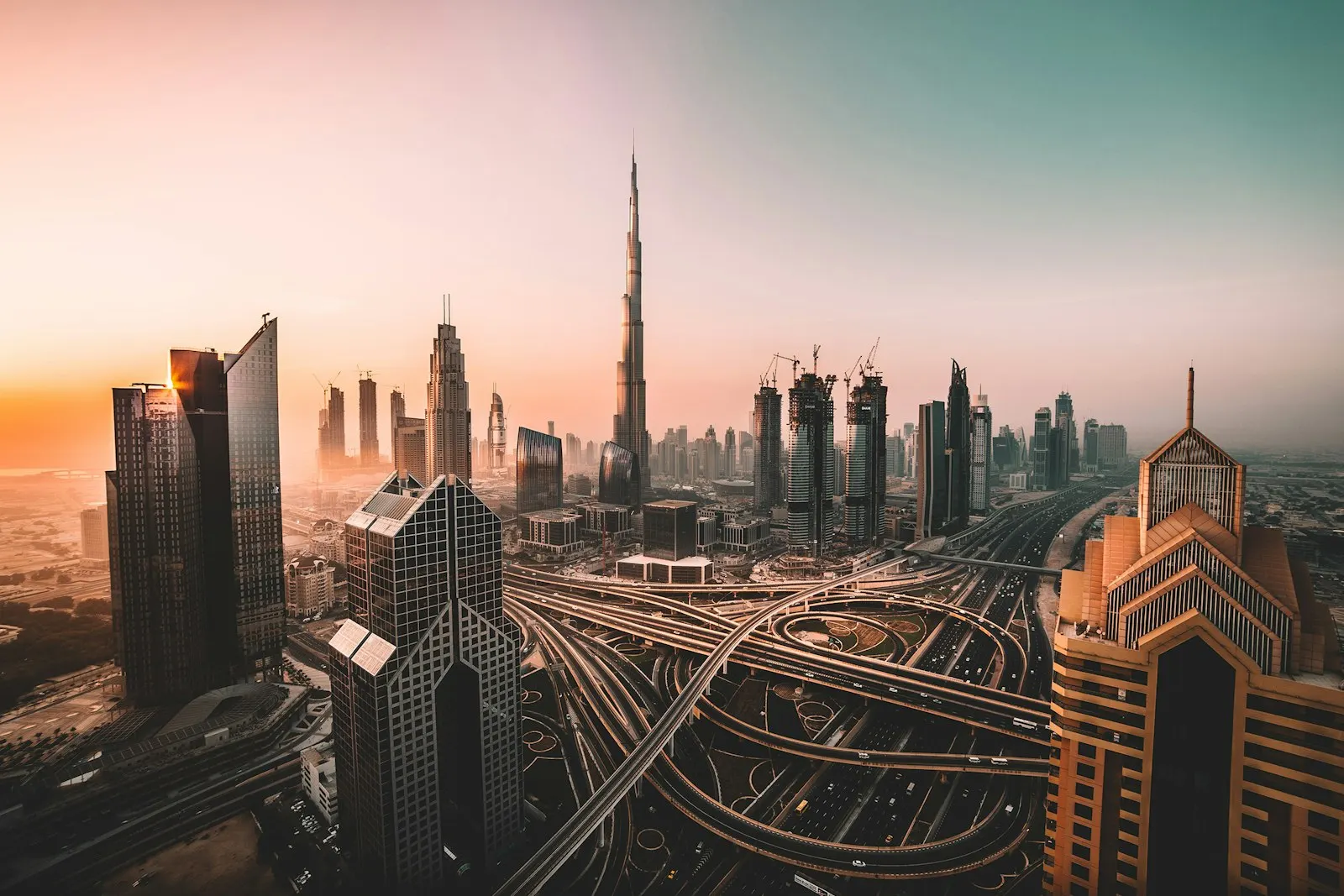 Dubay — şəhər və səhra